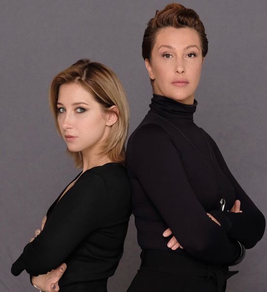 Дочь Егоровой со слезами рассказала о родственниках в оккупации и отношении к ним мамы-путинистки