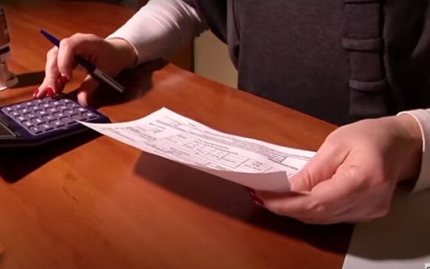 Украинцев предупредили о росте тарифов с 1 апреля и 1 июля: кого разорят платежки