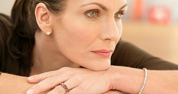 В борьбе с морщинами не нужно спать в холодильнике: 3 главных правила, которые нужно начать соблюдать уже сейчас