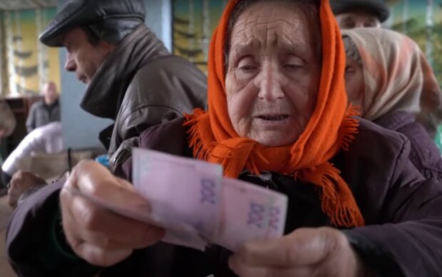 Где украинские пенсионеры получают почти 200 тысяч гривен ежемесячно: везет, но не всем